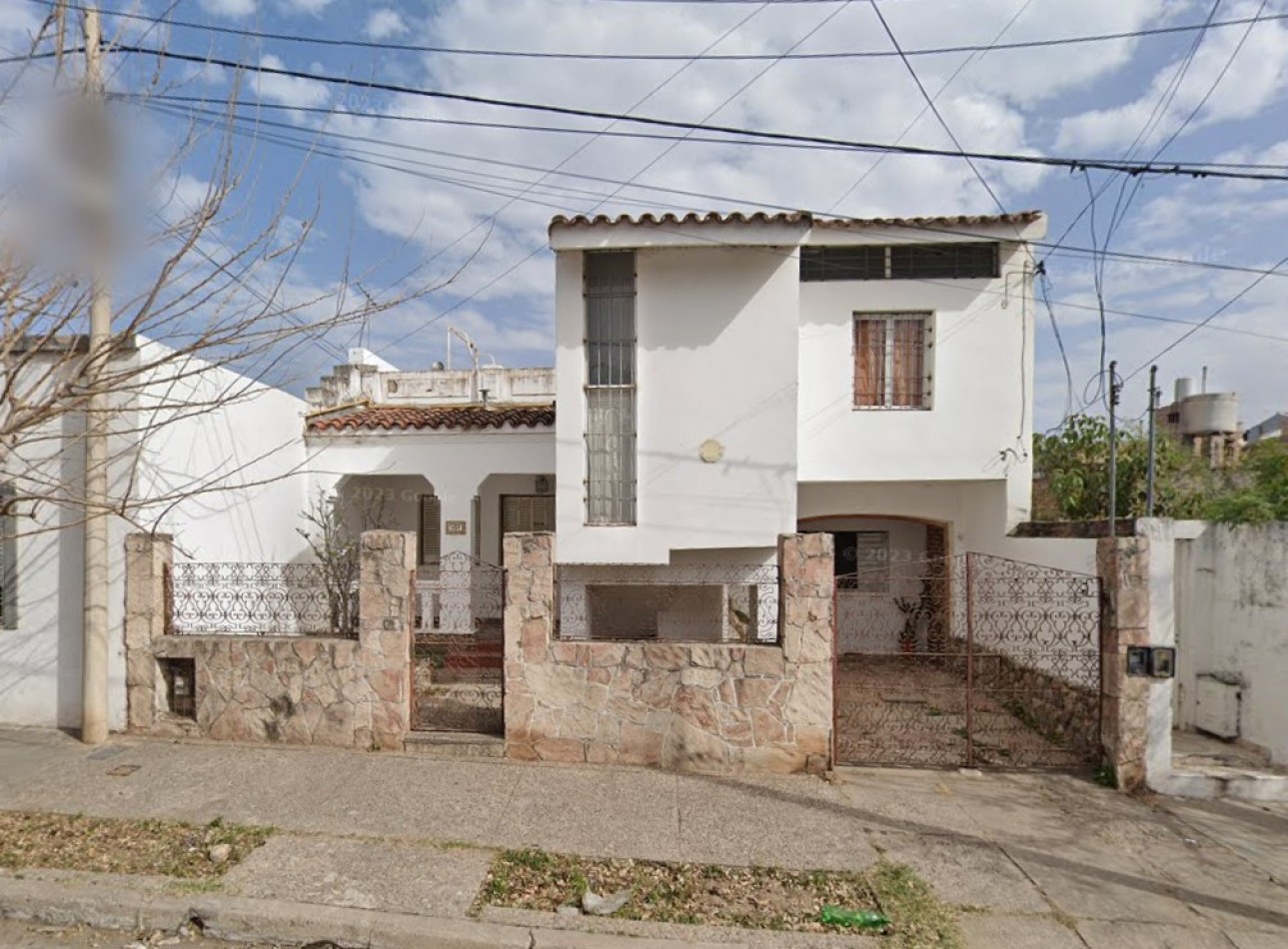 VENTA Casa Barrio Providencia, 3 dormitorios 310m2 de terreno 240 cubiertos, posobilidad en altura zona D