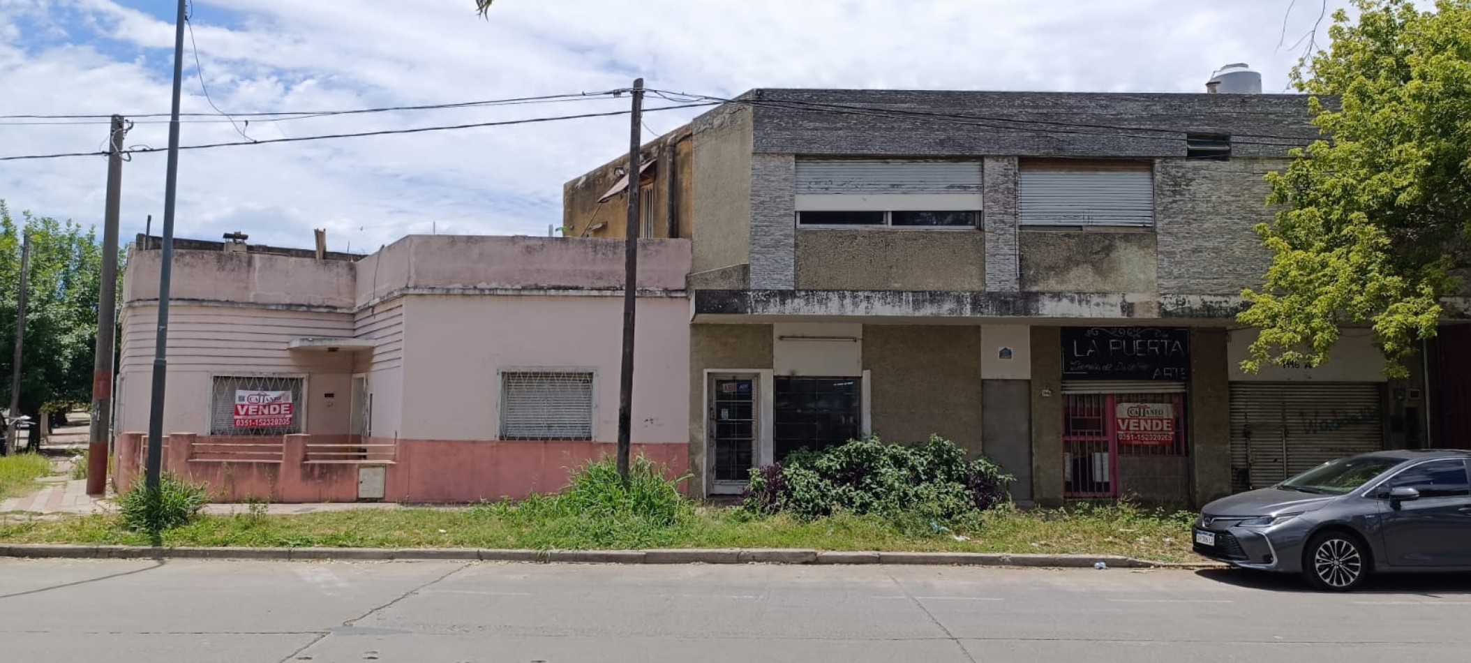 OPORTUNIDAD, INMUEBLE A RECICLAR, CASA + 3 LOCALES + 2 DEPARTAMENTOS