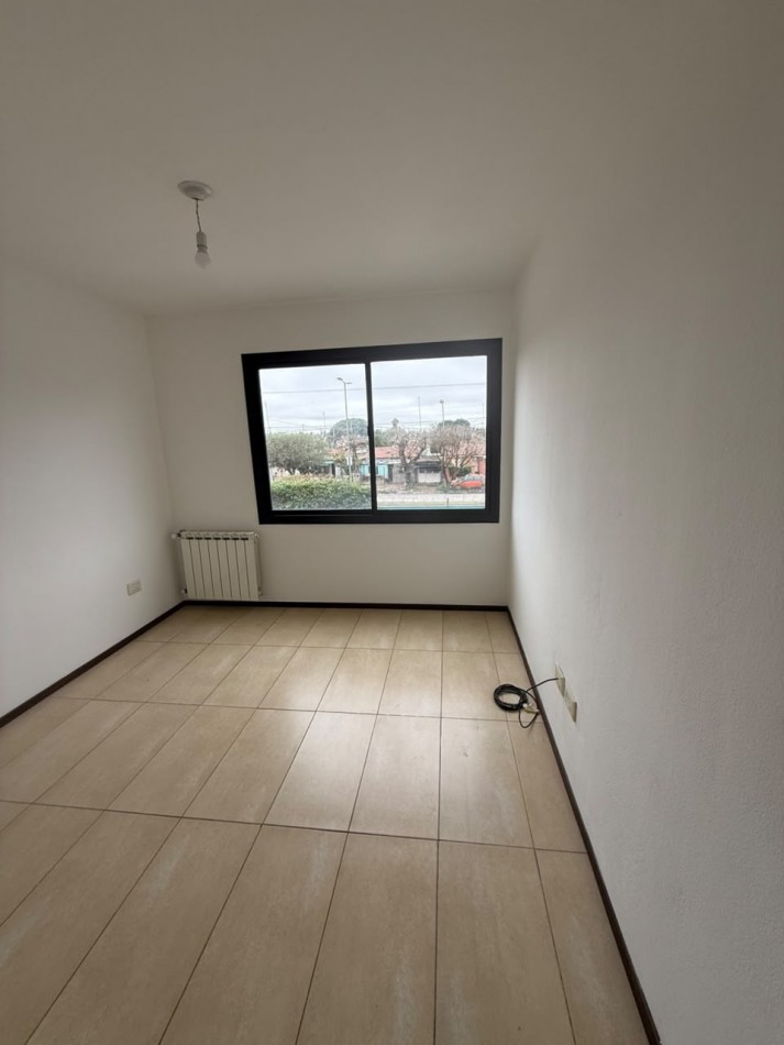 ALQUILER Duplex 3 dormiotrios, 3 baños barrio cerrado Claros del Bosque
