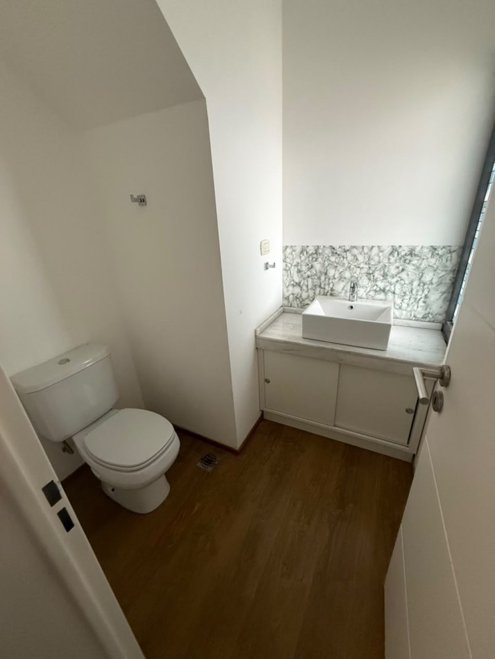 ALQUILER Duplex 3 dormiotrios, 3 baños barrio cerrado Claros del Bosque