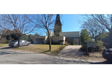 Casa en B° FINCAS DEL SUR 2 - Barrio cerrado - Country- Cordoba Capital